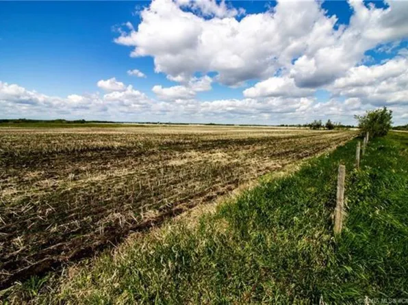 On Range Rd #182, Rural Beaver County, AB T4V
