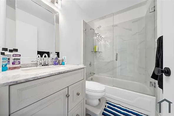 365 NW 153rd Ln — Photo 6