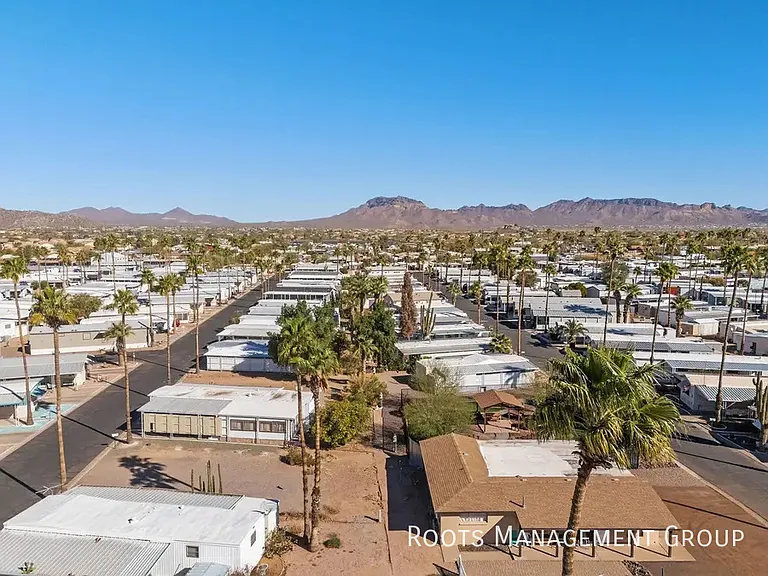 10540 E Apache Trl #414 — Photo 37