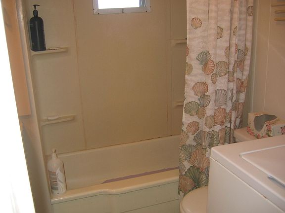 bathroom & washer