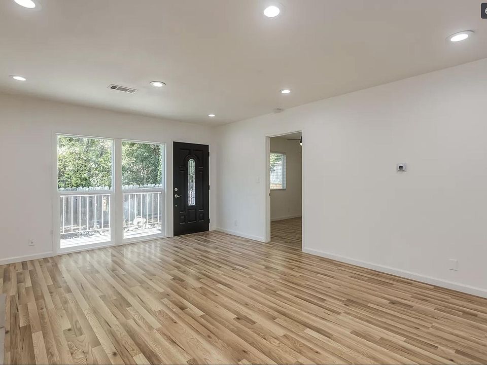 Entrance and living room of Unit B
