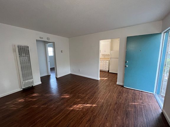 5th image of 2727 V St APT 5