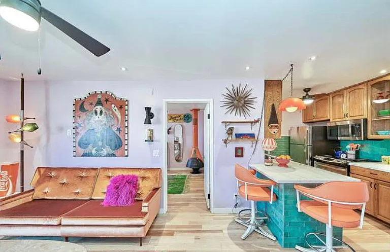 320 S Ardmore Ave #310 — Photo 3