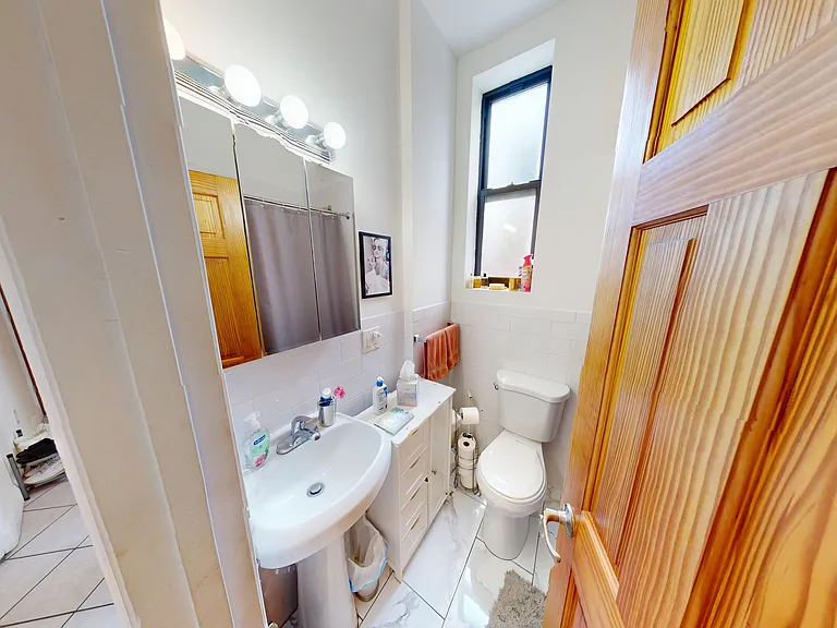 221 E 83rd St #5E — Photo 10
