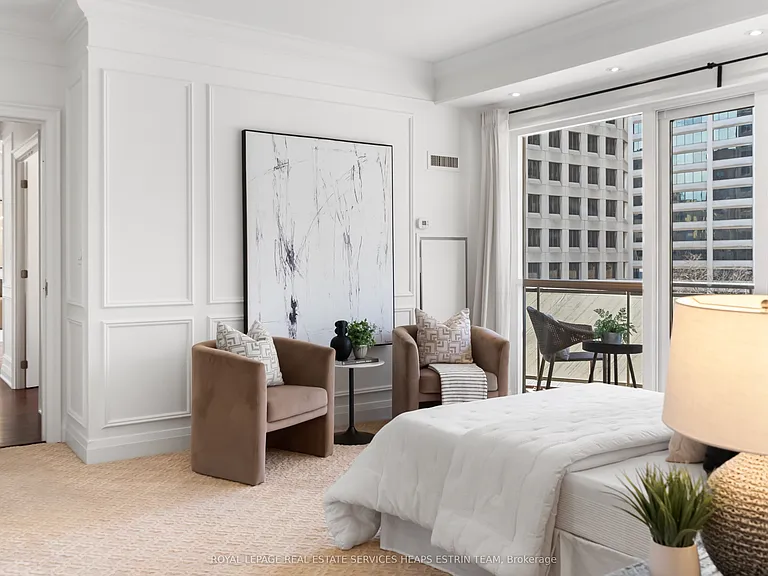 1430 Yonge St #509 — Photo 24