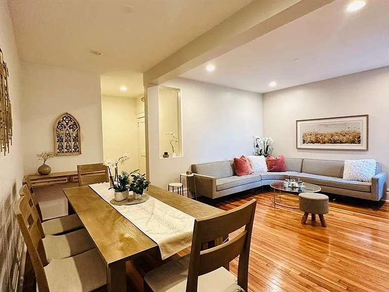 96 Naples Rd #2 — Photo 3