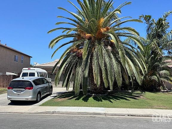 2nd image of 10808 Villa Hermosa Dr