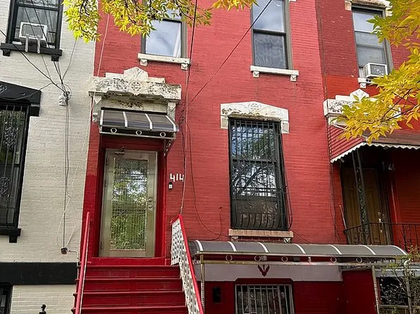 414 E 142nd St, Bronx, NY 10454