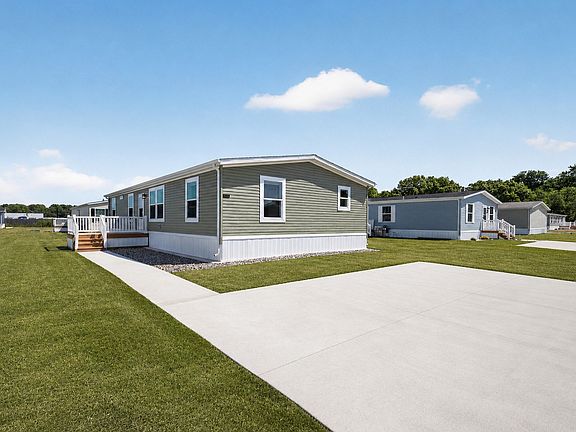Exterior Image-2-Clayton 732 Parke Place