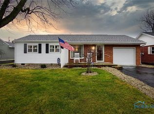 3106 Terrace Ln, Findlay, OH 45840