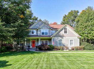 2991 Foxboro Ln, Holland, MI 49424