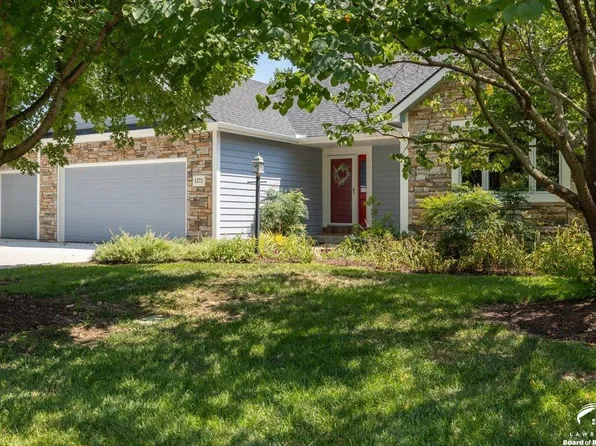 1373 Stonecreek Dr, Lawrence, KS 66049