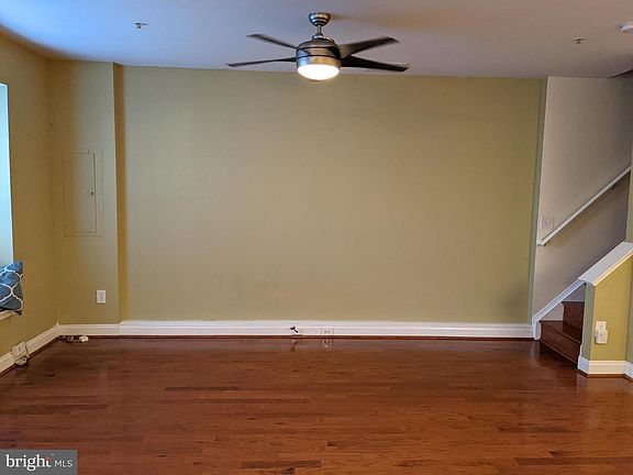 3rd image of 806 Estuary Dr