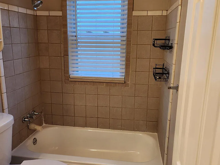 770 E Chesterfield St — Photo 15
