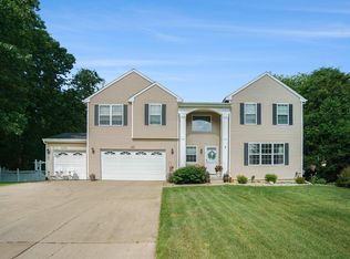 9354 Stratford Woods Trl, Kalamazoo, MI 49009 | MLS