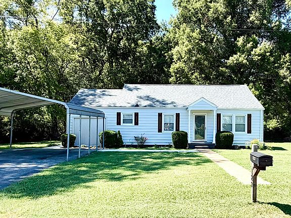2nd image of 123 Chickamauga Rd