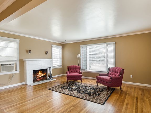 5th image of 222 Birch St