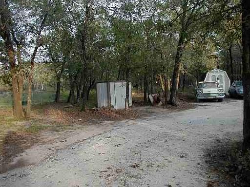 3rd image of 928 HICKORY GROVE DR