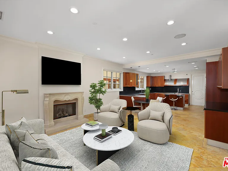 314 N Palm Dr — Photo 33