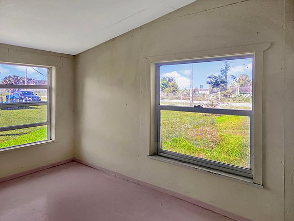 5th image of 314 Dickson Drive