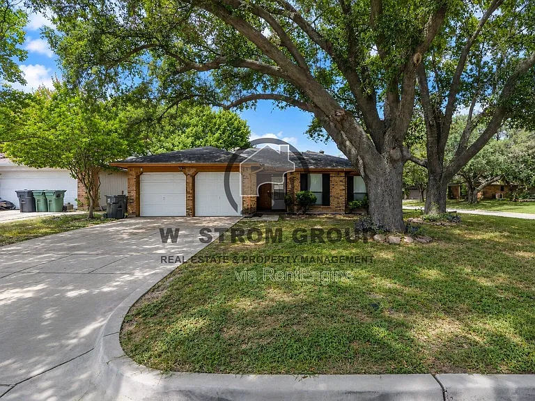 3501 Wentworth Dr — Photo 1
