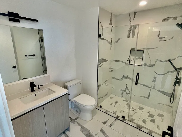 928 S Catalina St #504 — Photo 8