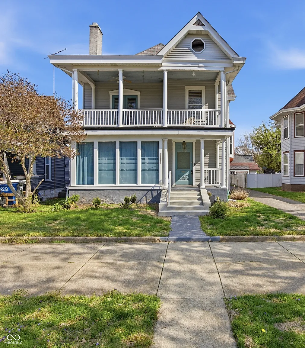 336 W Broadway St photo 1