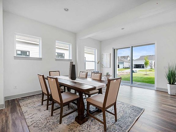 The Allegient - Dining