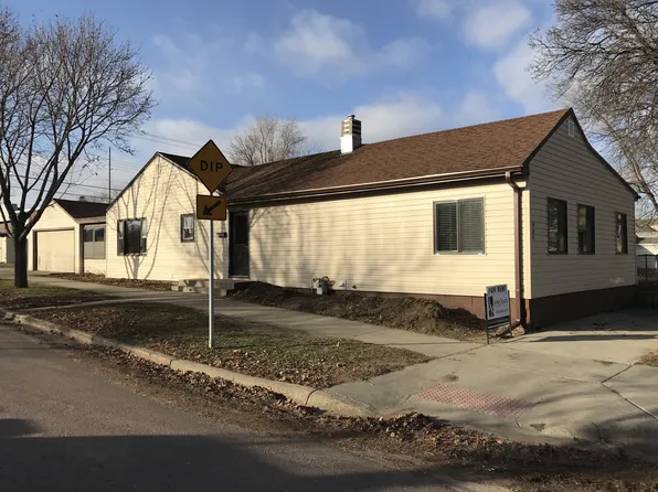 921 S Sherman Ave, Sioux Falls, SD 57104