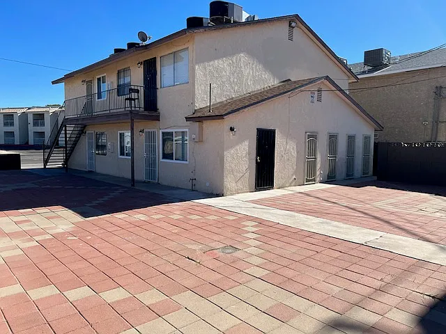 803 N Major Ave #3 — Photo 1