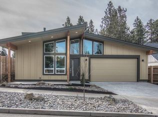 335 SW Cleveland Ave, Bend, OR 97702