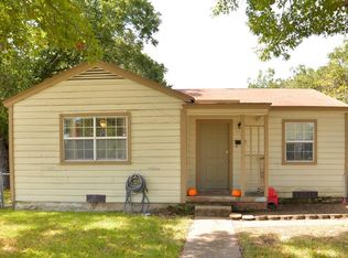115 E Saint Clair Dr, Irving, TX 75061