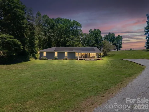 527 Floyd Blackwell Rd, Tryon, NC 28782