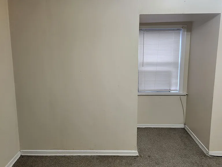 678 1/2 Columbia Ave #2 — Photo 15
