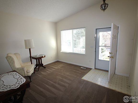 2nd image of 1903 Clover Creek Dr