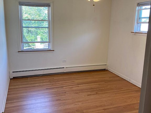5th image of 4850 Greenwood Ave #2A