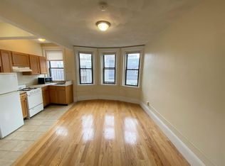77 Hancock St APT 12, Cambridge, MA 02139