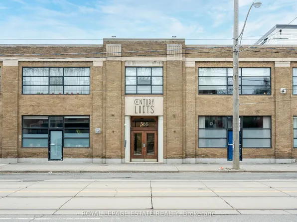 365 Dundas St E #216, Toronto, ON M5A 4R9