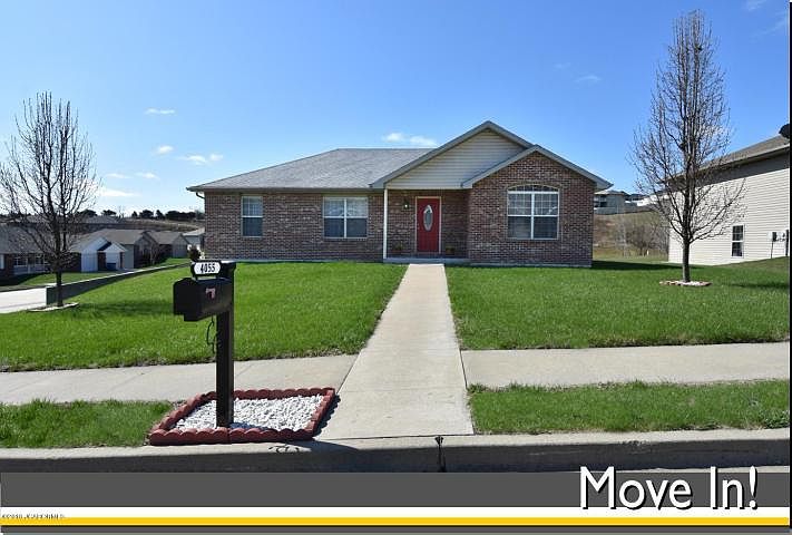 1st image of 4055 Newcastle Ln