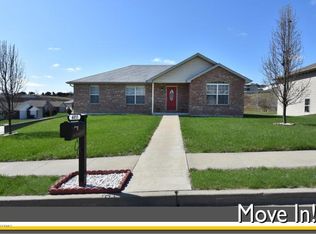 4055 Newcastle Ln, Jefferson City, MO 65109