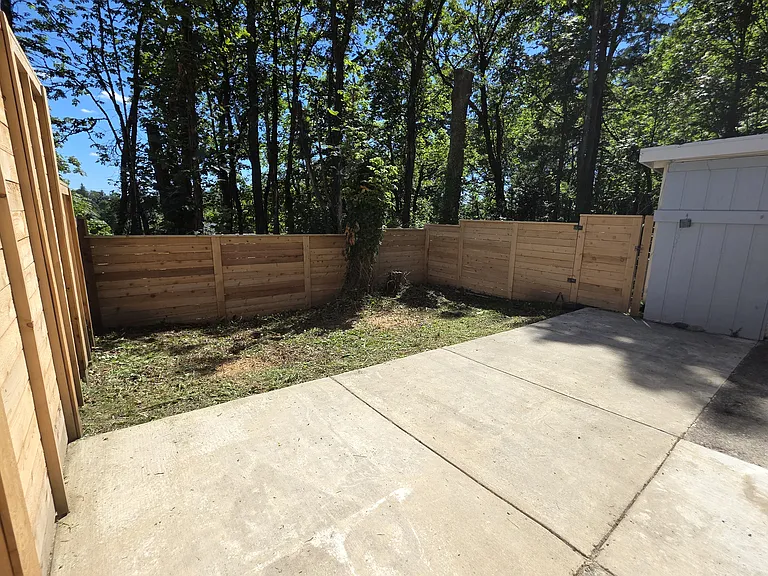 NW Ivy Dr — Photo 5