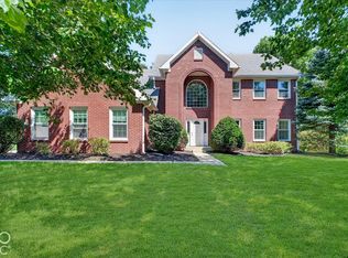 5786 Gyrfalcon Pl, Carmel, IN 46033