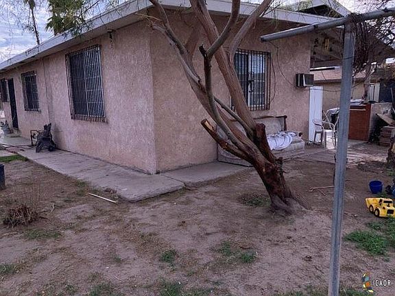 4th image of 847 E 2nd St