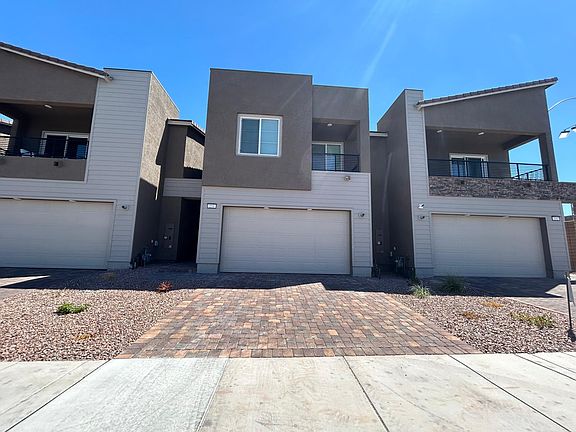 3rd image of 233 McArthur Peak Ave #2