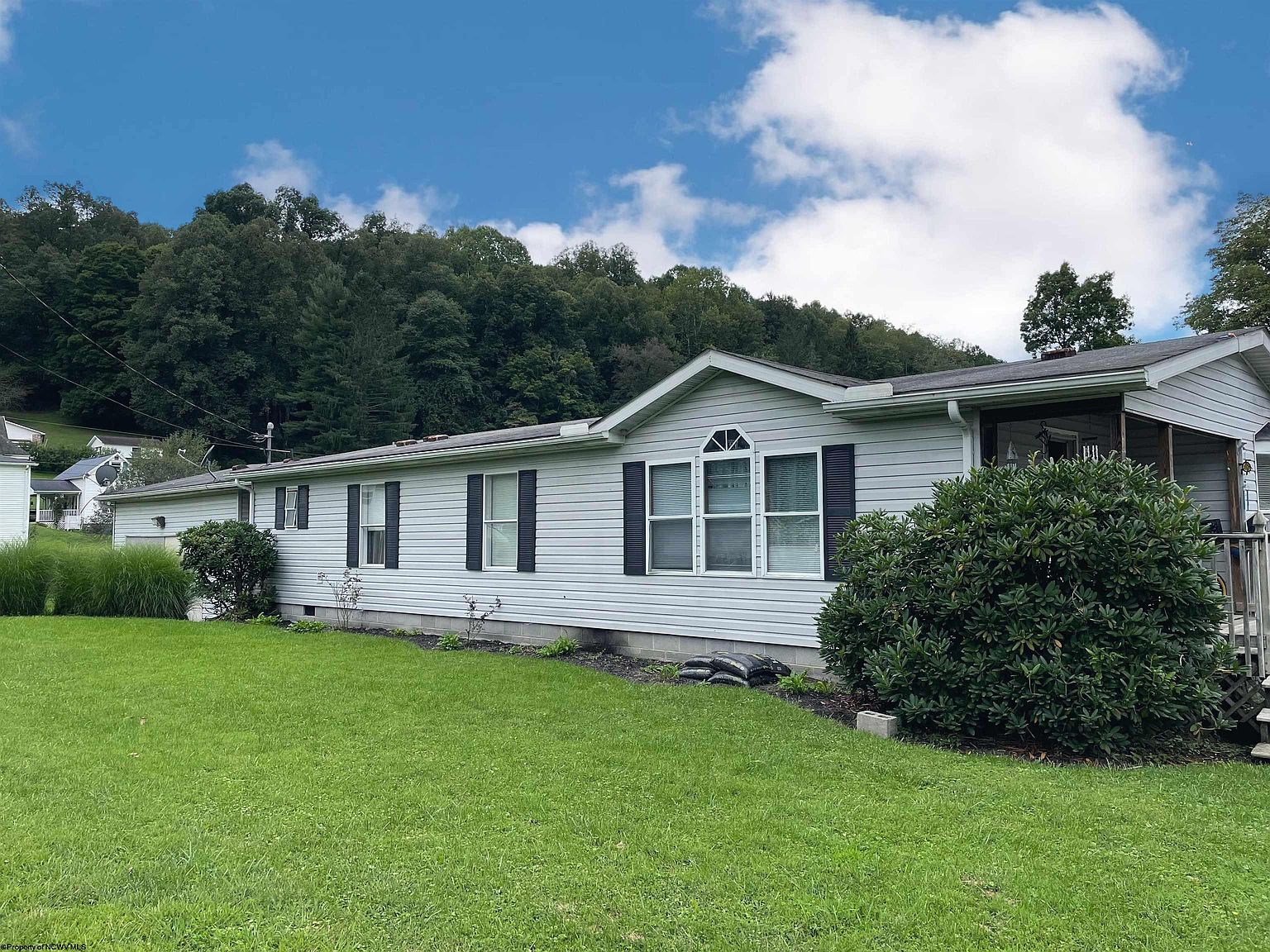 224 Meadow Ave, Mannington, WV 26582 Zillow