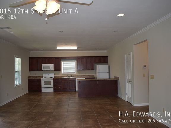 2nd image of 1015 12th St APT A