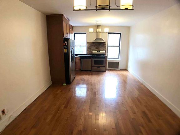 2nd image of 18 E 21st St #1G