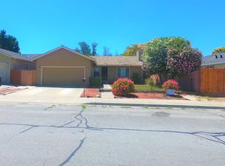 1250 Monica Ct, Hollister, CA 95023