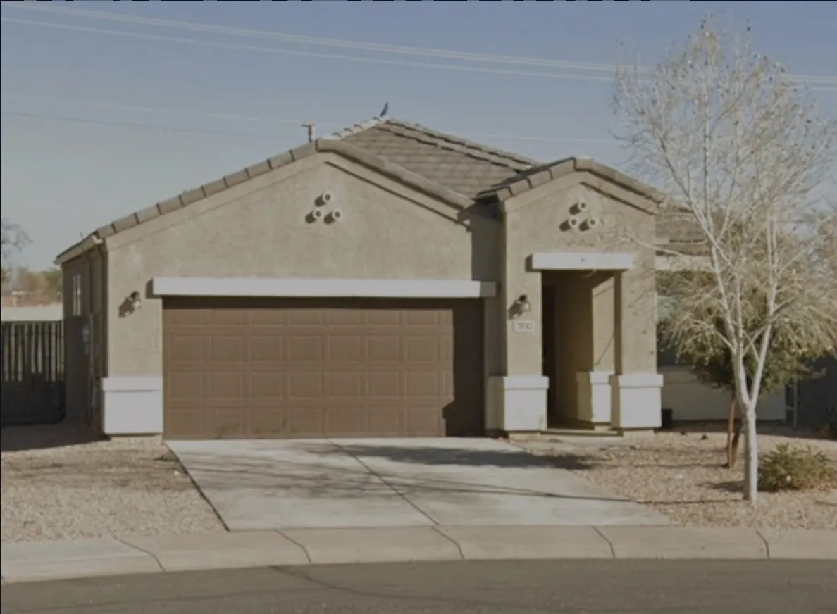 29743 N Yucca Dr — Photo 1