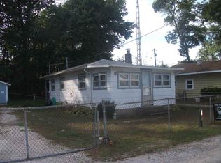 7871 N Tecumseh Rd, Walkerton, IN 46574